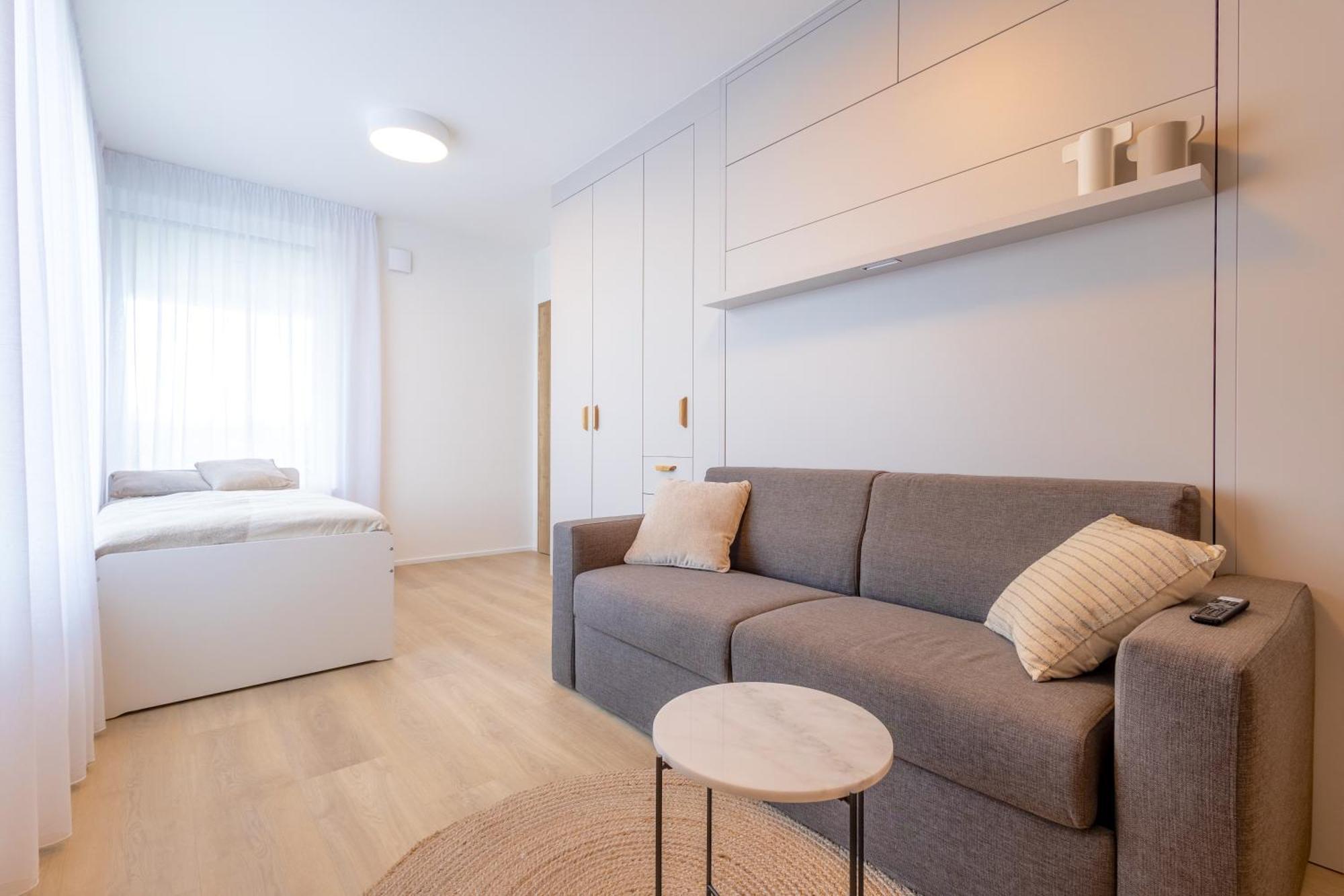Appartement Bright 2Br - 5Th Floor, Balcony, Free Parking By Gravity Prague Extérieur photo