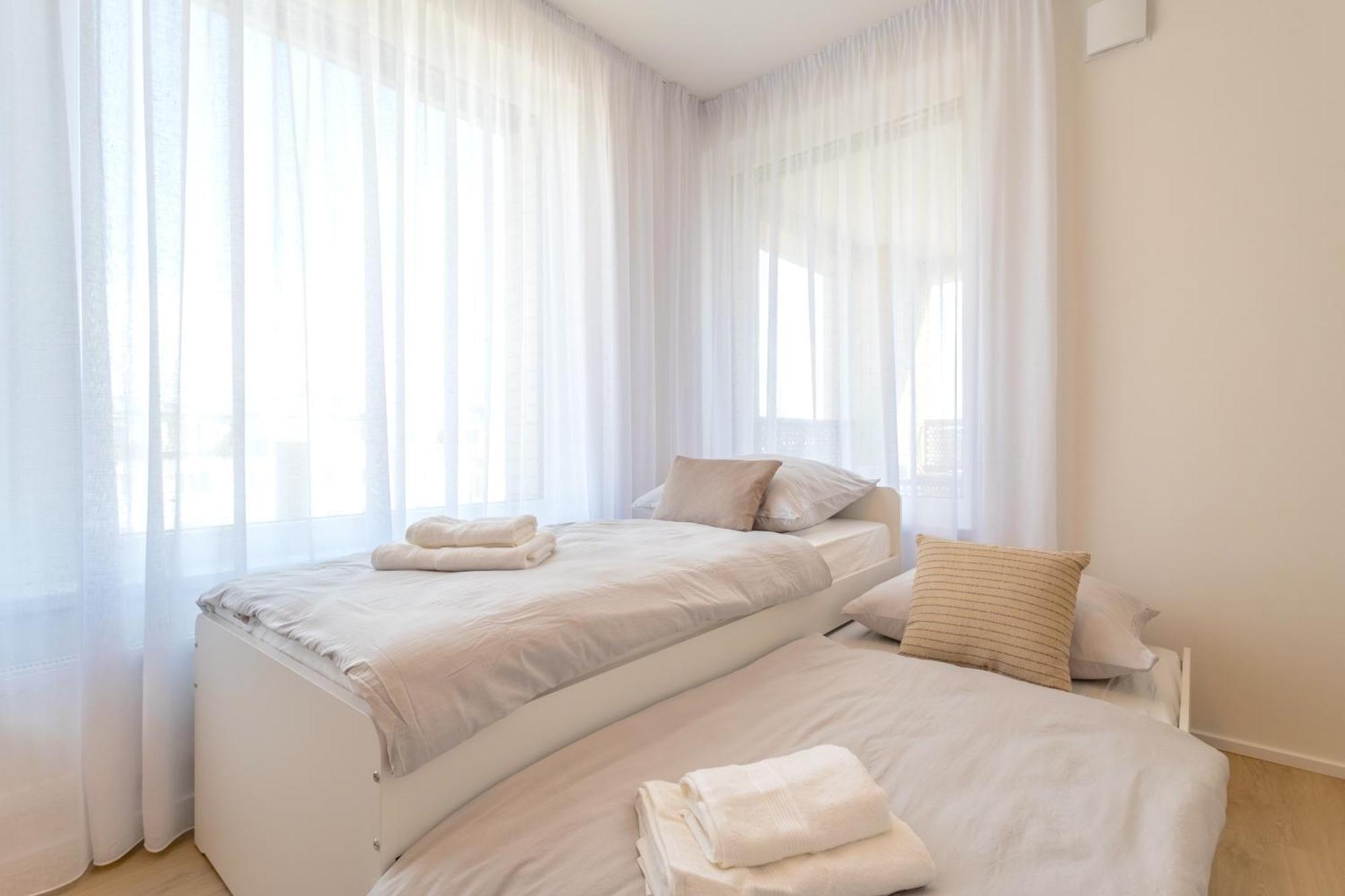 Appartement Bright 2Br - 5Th Floor, Balcony, Free Parking By Gravity Prague Extérieur photo