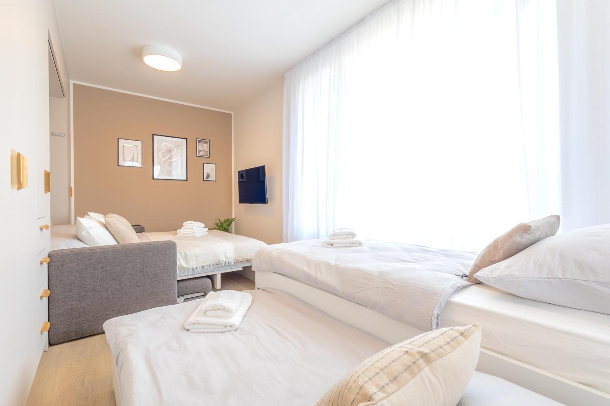 Appartement Bright 2Br - 5Th Floor, Balcony, Free Parking By Gravity Prague Extérieur photo