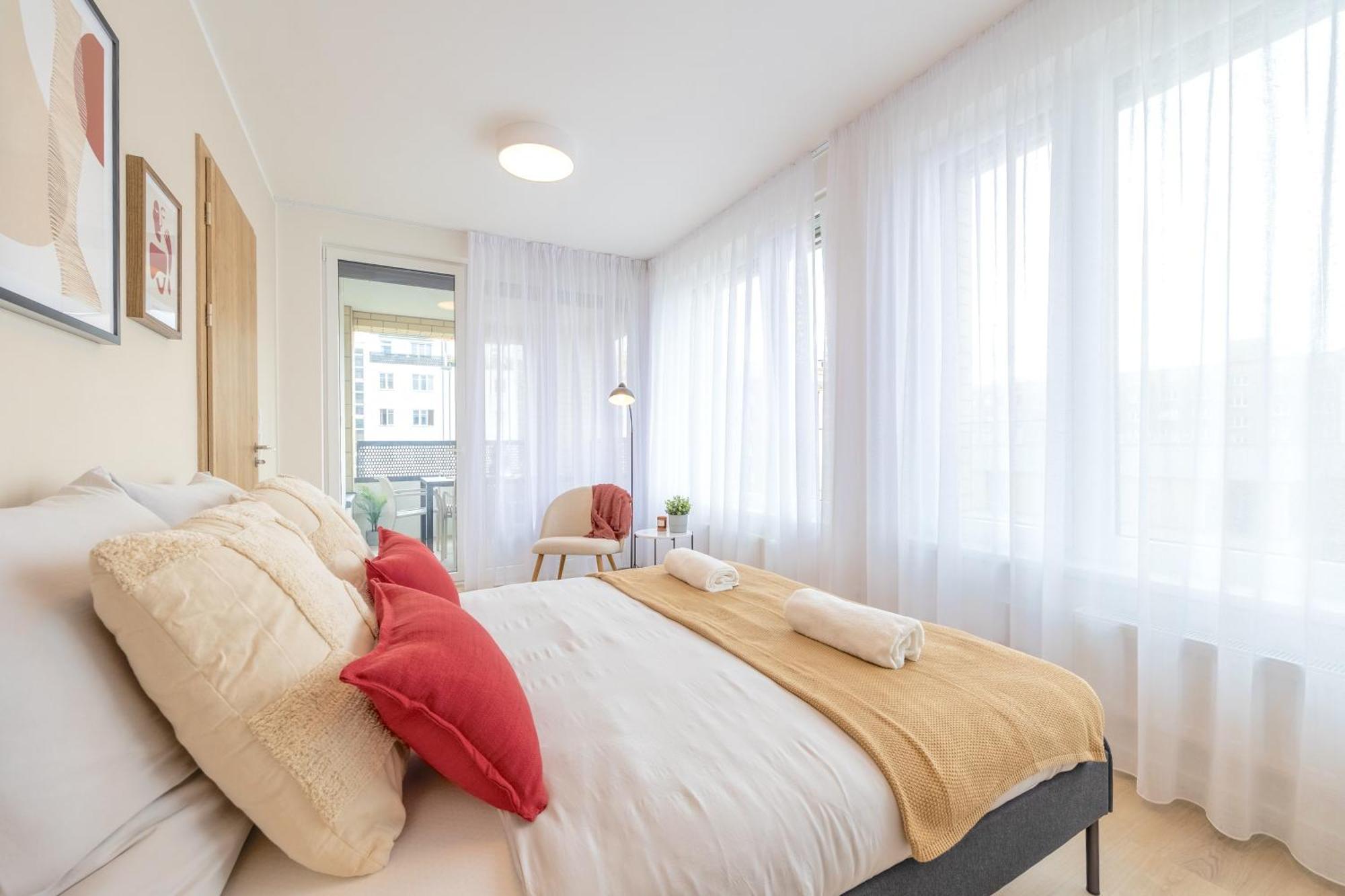 Appartement Bright 2Br - 5Th Floor, Balcony, Free Parking By Gravity Prague Extérieur photo