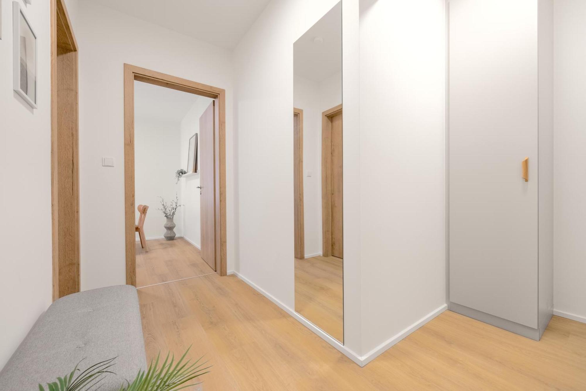 Appartement Bright 2Br - 5Th Floor, Balcony, Free Parking By Gravity Prague Extérieur photo